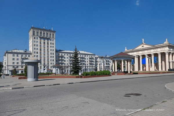 История несостоявшейся сталинской высотки в Сталинске и что с ней стало